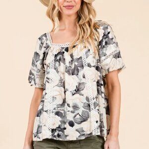 ✨NWT Lime 'N' Chili Floral Print Lace Trim Puff‎ Sleeve Blouse
